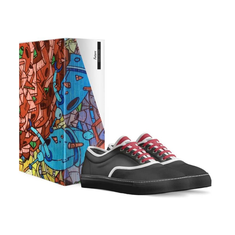 Tennis shoes